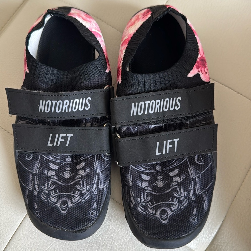 Used 1X, Limited Edition Samurai, Cherry Blossom Notorious Lifts, Size 39